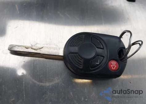 2018 Ford Escape Se from USA, damaged, VIN 1FMCU0GD7JUB75362